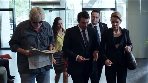 mv5bmtc5njqzndm4nl5bml5banbnxkftztgwntg2otqymdi-_v1_cr39018421036_al_uy268_cr100477268_al_